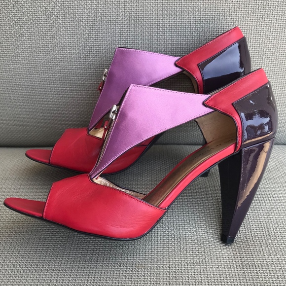Pour La Victoire Red Pink Patent Heels - Picture 3 of 6